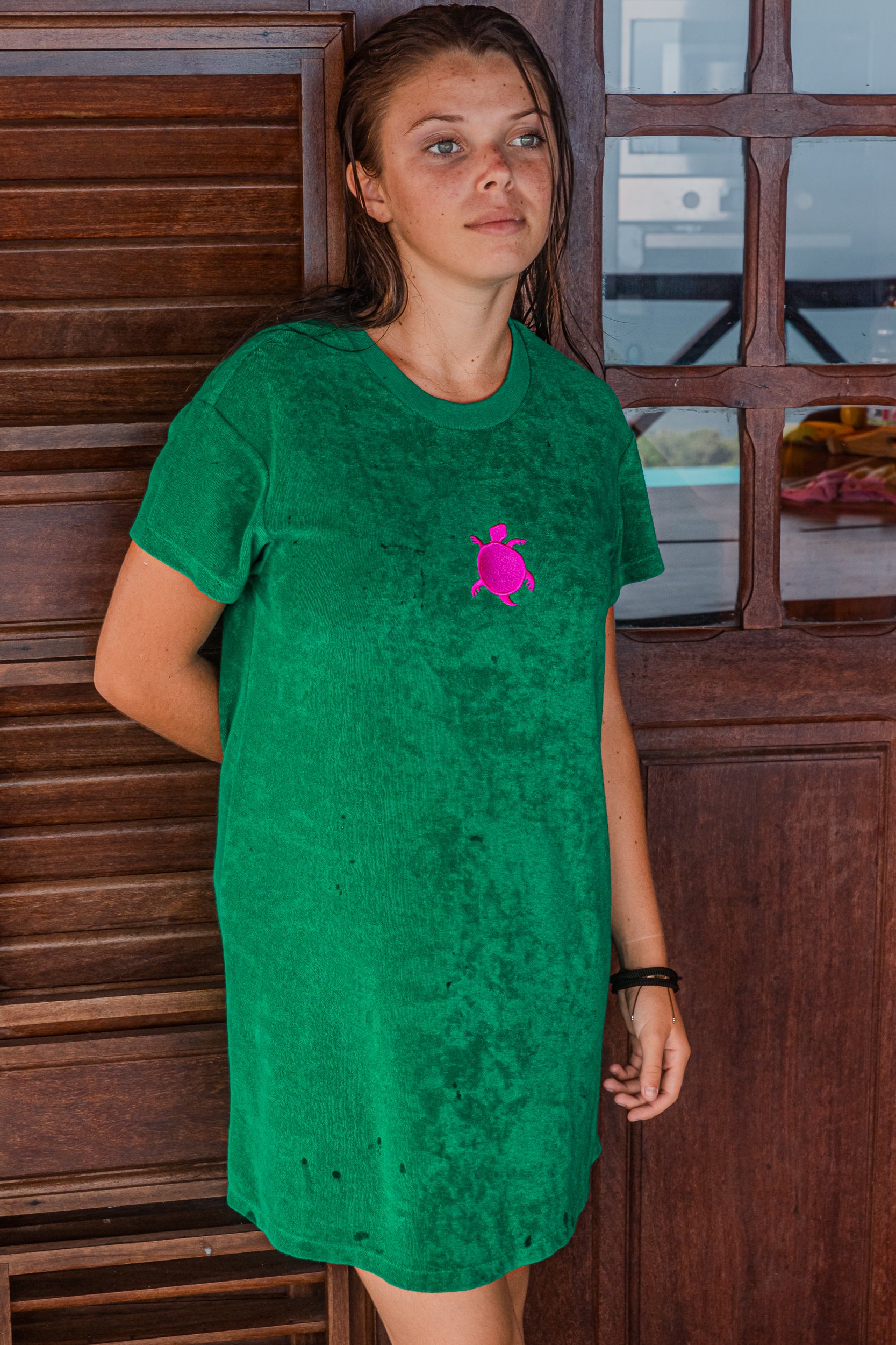 Robe t-shirt éponge épaules tombantes femme